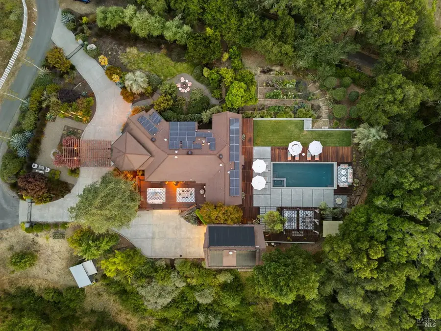 2563 Laguna Road, Santa Rosa, CA 95401 - #2
