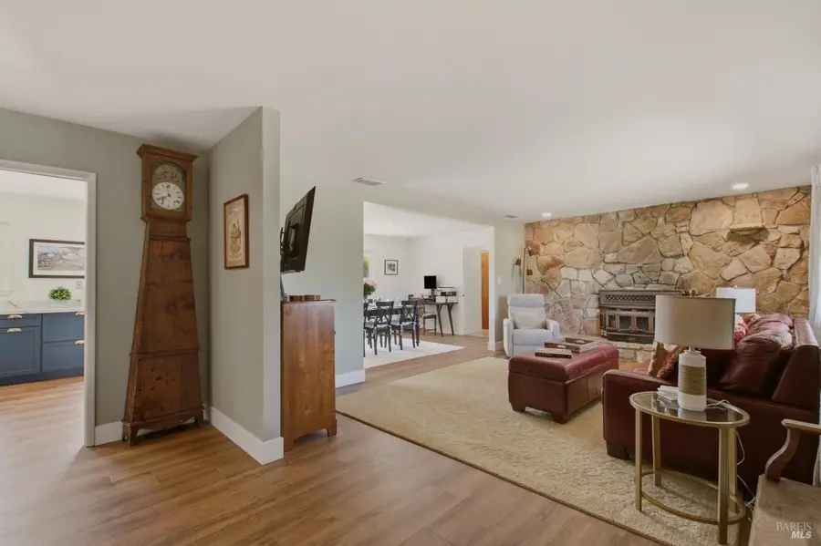3294 Vichy Avenue, Napa, CA 94558 - #2