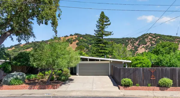 678 Appleberry Drive, San Rafael, CA 94903