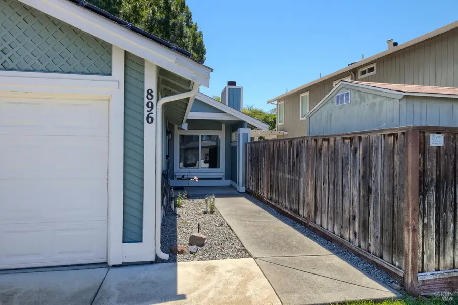 896 Meadowhawk Drive, Vacaville, CA 95687 - #3