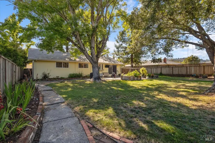 2216 Fremont Drive, Santa Rosa, CA 95409 - #2