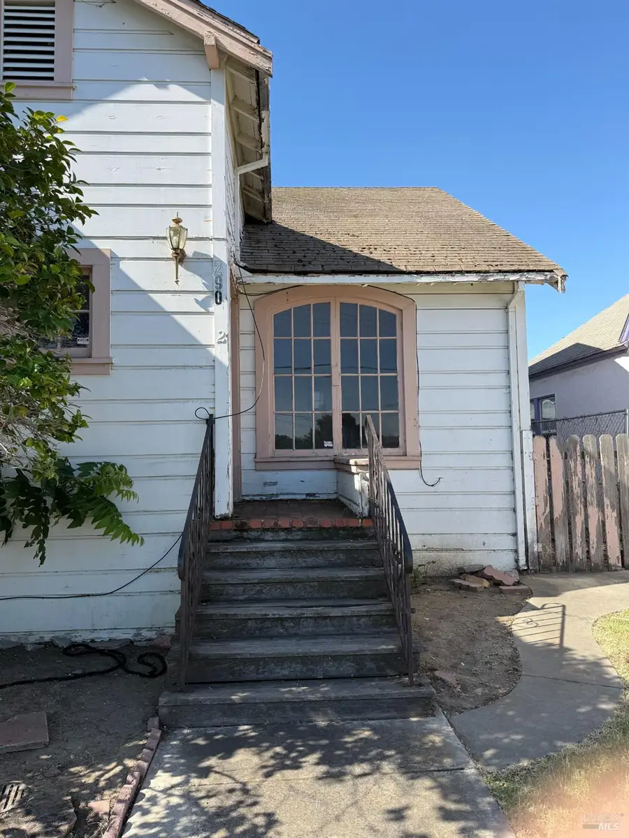 290 E 16th Street, Pittsburg, CA 94565 - #2