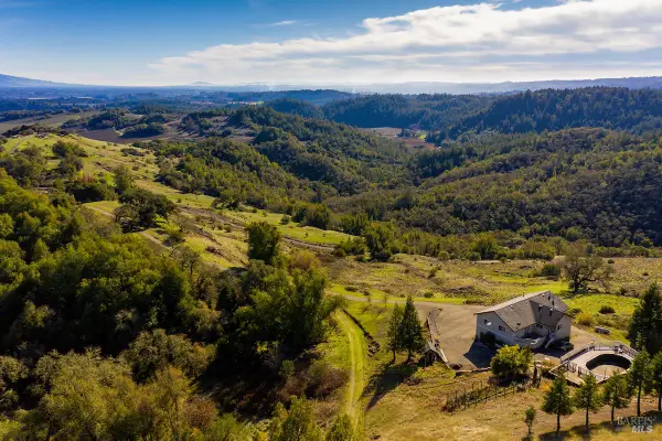 2365 Sweetwater Springs Road, Healdsburg, CA 95448