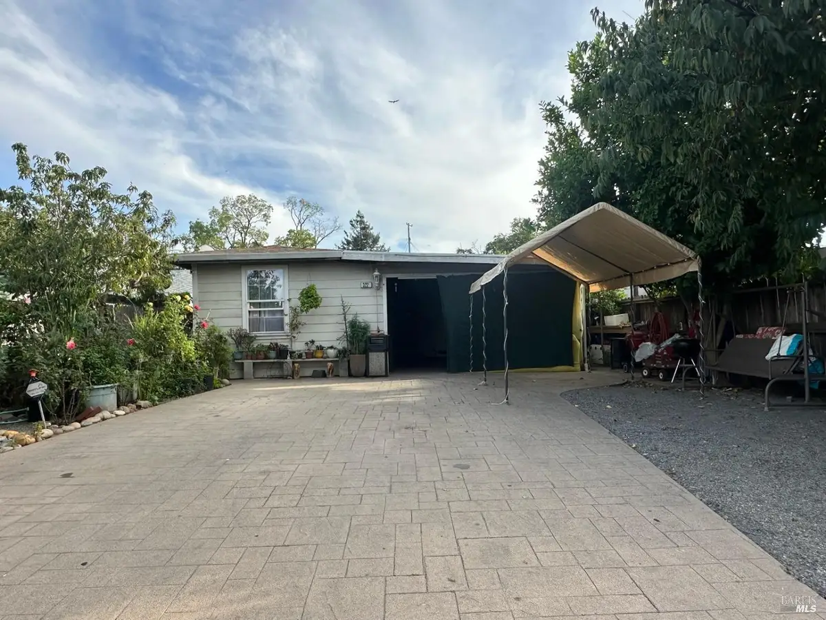 322 W 9th Street, Santa Rosa, CA 95401 - #1
