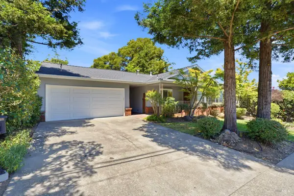 13 El Rose Drive, Petaluma, CA 94952