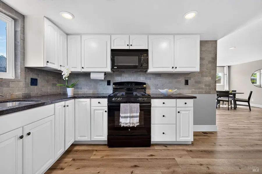 5469 Country Club Drive, Rohnert Park, CA 94928 - #3