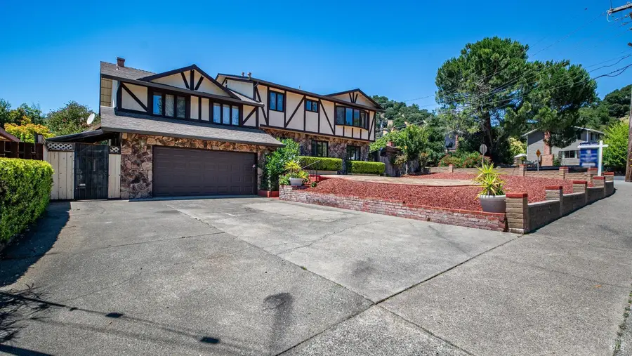 2797 Las Gallinas Avenue, San Rafael, CA 94903 - #2