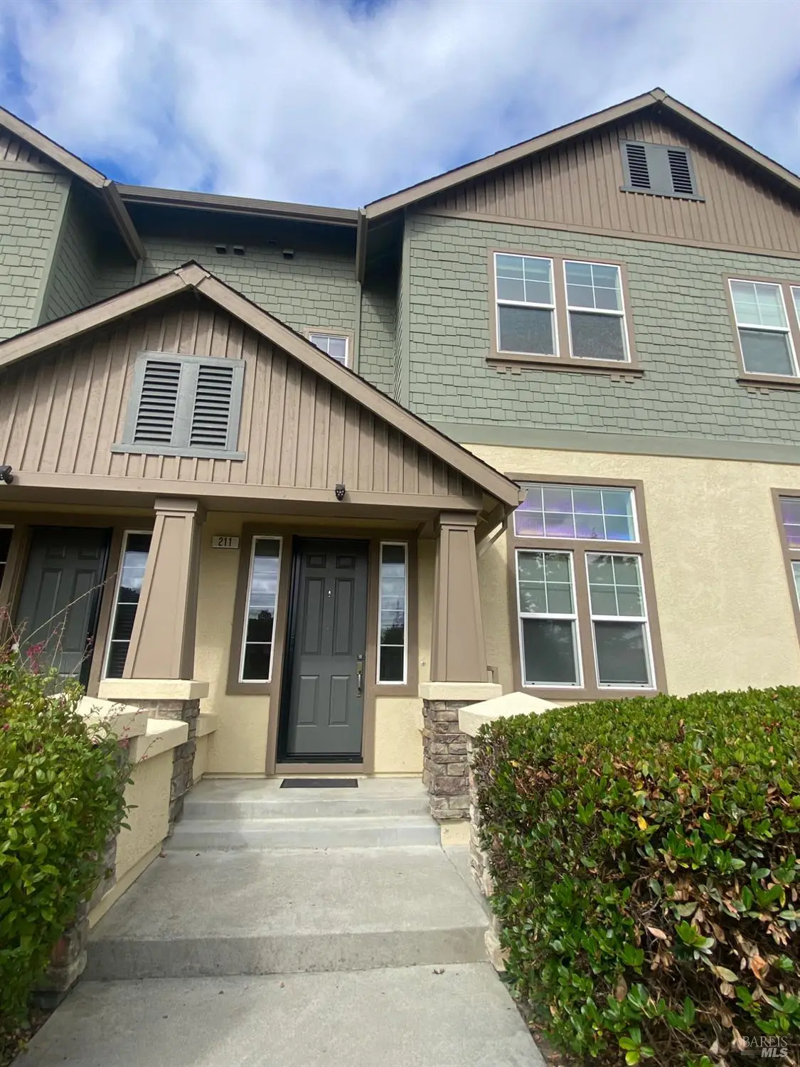 211 Pear Court, San Rafael, CA 94903 - #1