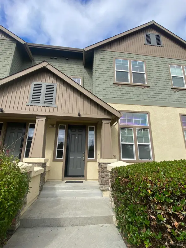 211 Pear Court, San Rafael, CA 94903