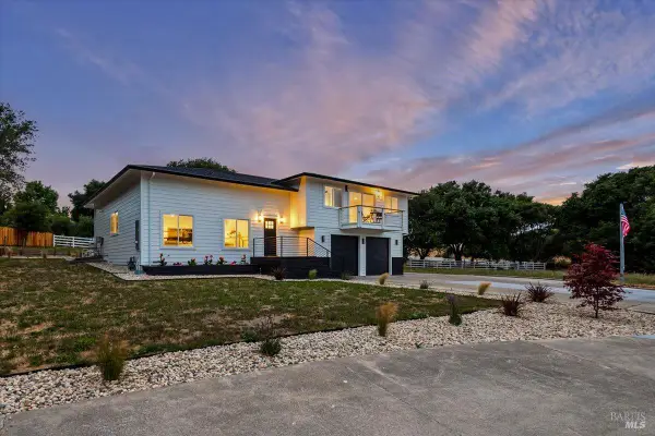 1100 Gossage Avenue, Petaluma, CA 94952