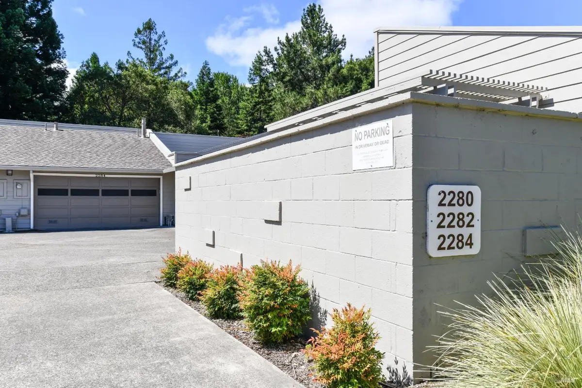 2284 Knolls Hills Circle, Santa Rosa, CA 95405 - #1