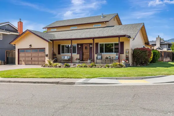 10 San Aleso Court, Novato, CA 94945