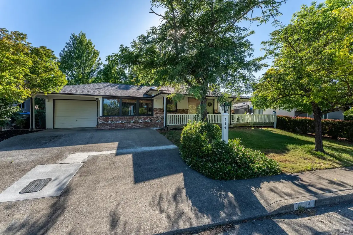 744 S Spring Street, Ukiah, CA 95482 - #1