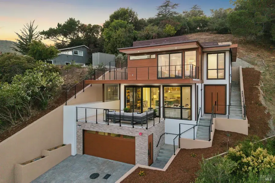 106 Walnut Avenue, Corte Madera, CA 94925 - #2