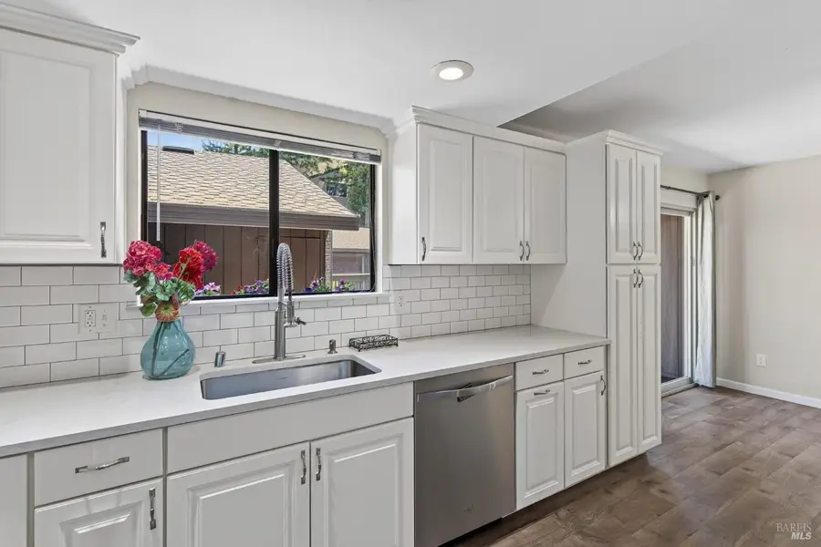 218 Los Alamos Road, Santa Rosa, CA 95409 - #3