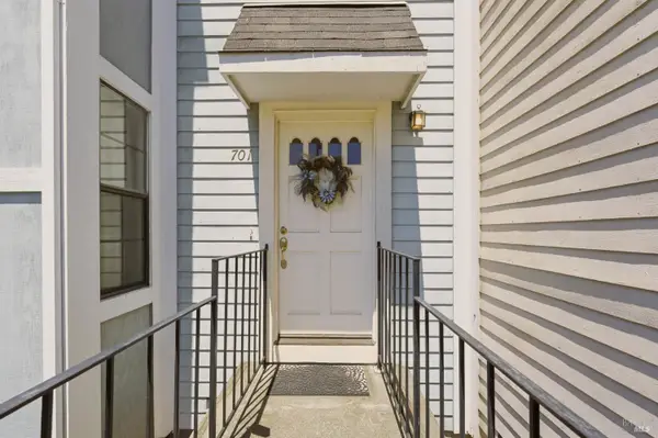 701 Military Street E, Benicia, CA 94510