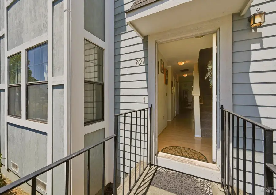 701 Military Street E, Benicia, CA 94510 - #2