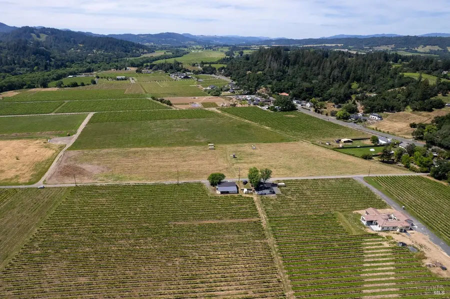 835 Dry Creek Road, Healdsburg, CA 95448 - #3