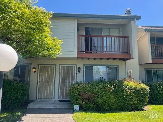 1064 Eleanor Avenue, Rohnert Park, CA 94928 - #3