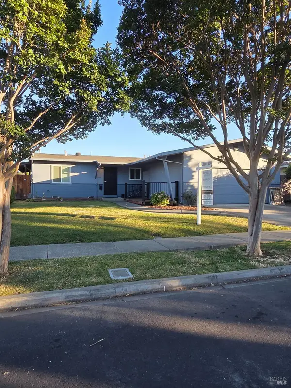 881 Windsor Street, Napa, CA 94558