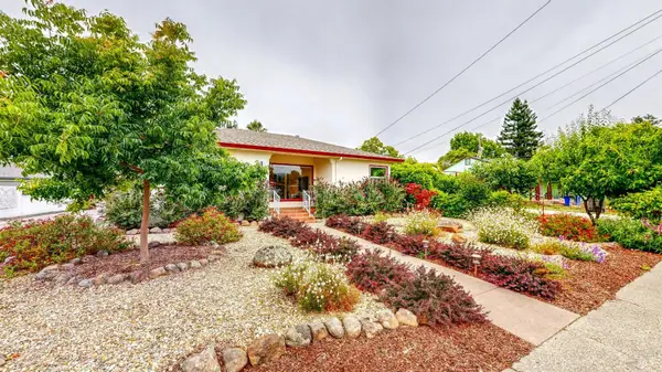 1065 Stevenson Street, Santa Rosa, CA 95404
