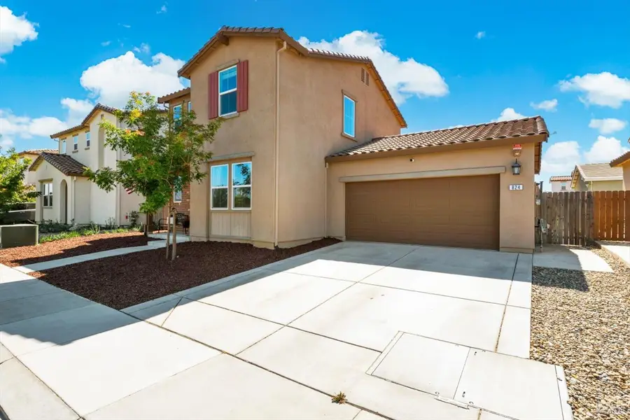824 Tulip Street, Vacaville, CA 95687 - #3