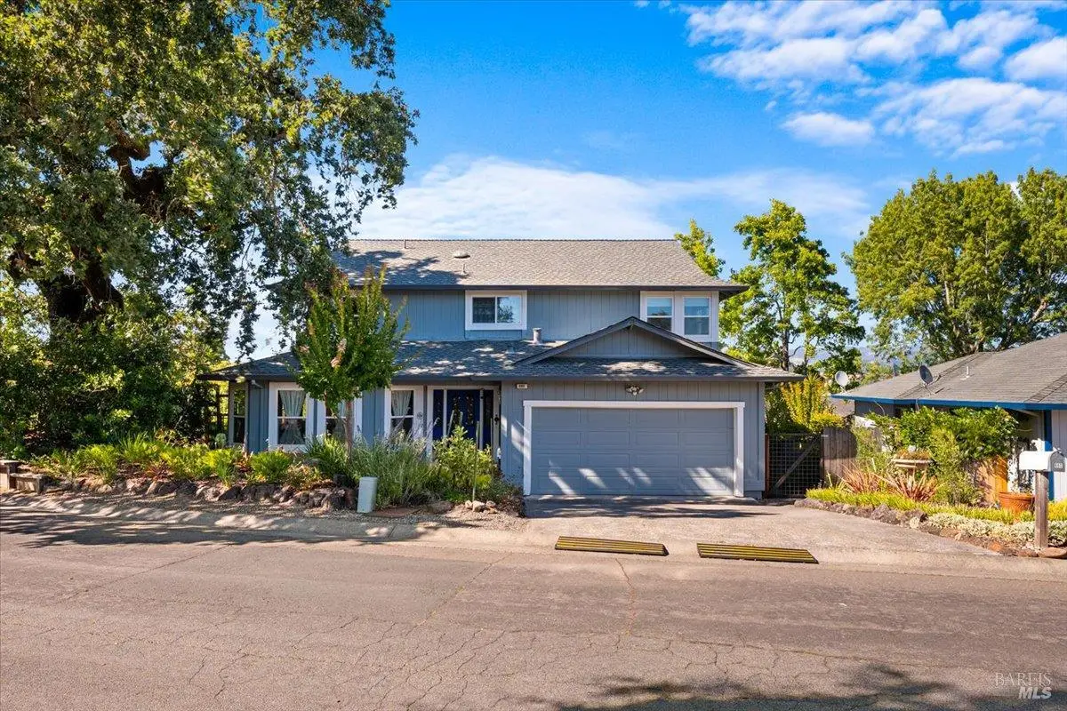 860 March Avenue, Healdsburg, CA 95448 - #1