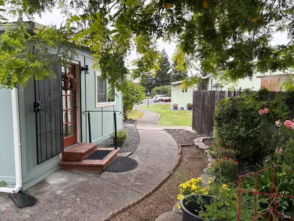 59 Circulo Puerto, Rohnert Park, CA 94928