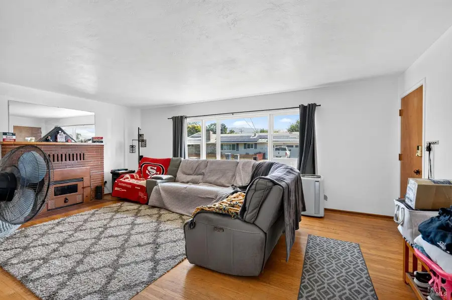 111 S Franklin Street, Cloverdale, CA 95425 - #3