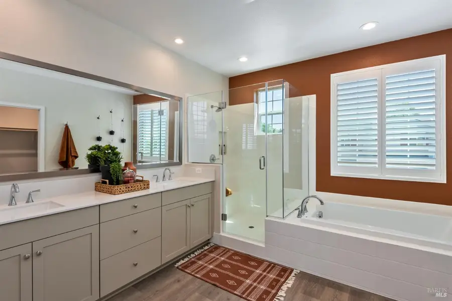 2546 Courtney Avenue, Santa Rosa, CA 95403 - #3