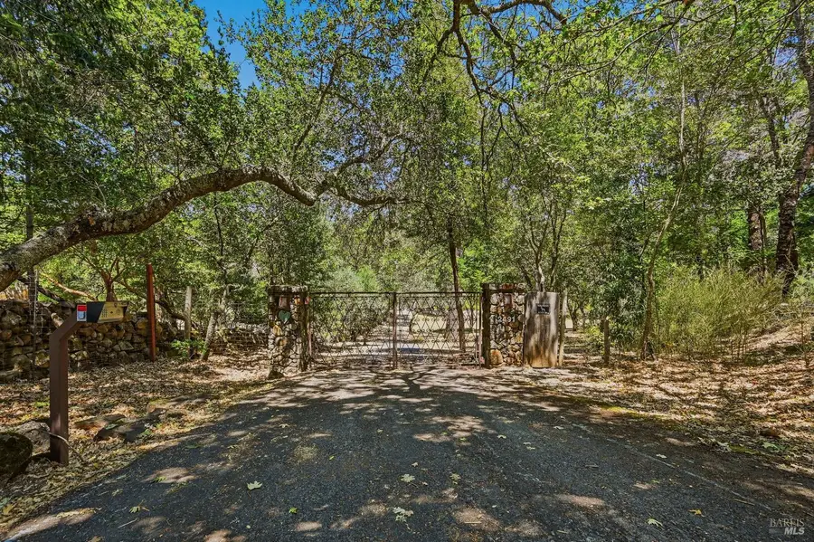 2491 Spring Mountain Road, Saint Helena, CA 94574 - #2