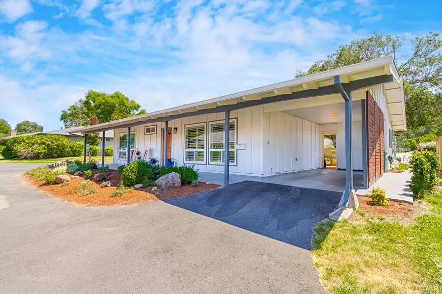 1 Oakgreen Street, Santa Rosa, CA 95409 - #2