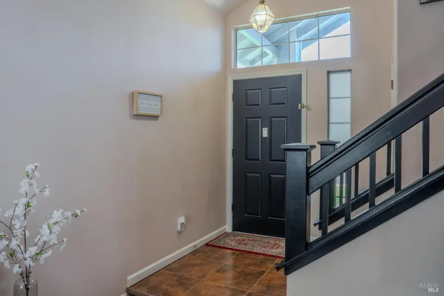 348 Samantha Place, Vacaville, CA 95687 - #3