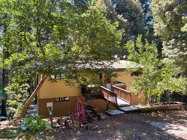 4345 Blackhawk Drive, Willits, CA 95490