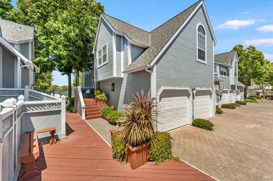 377 E 2nd Street, Benicia, CA 94510 - #3