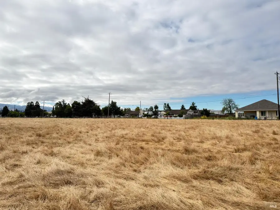 195 Millbrae Avenue, Santa Rosa, CA 95407 - #3