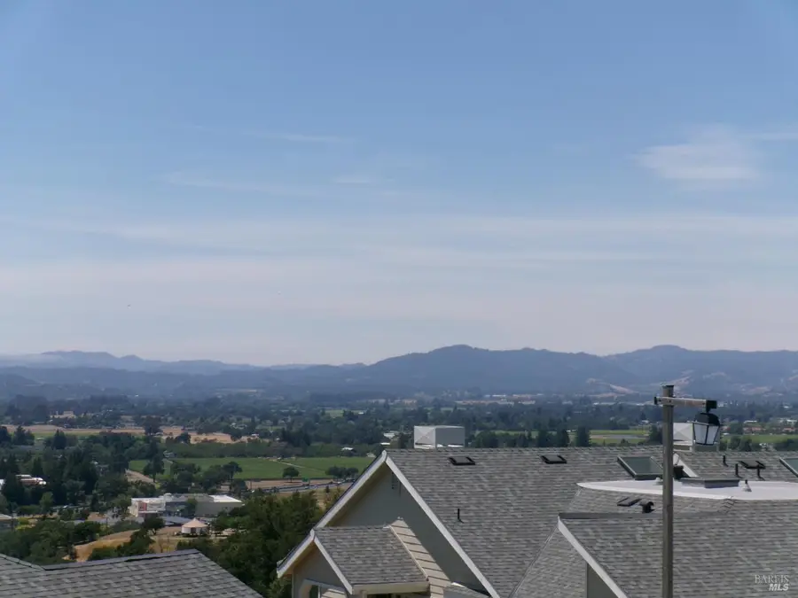 2073 Stonefield Lane, Santa Rosa, CA 95403 - #2