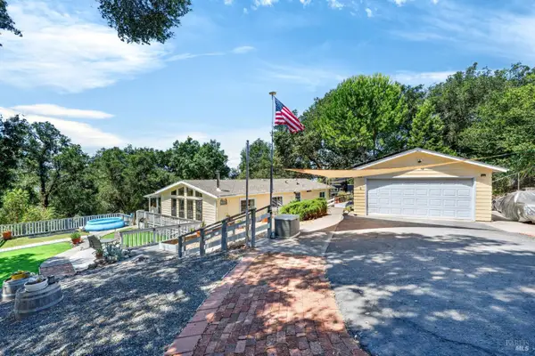 26841 Willow Terrace, Cloverdale, CA 95425
