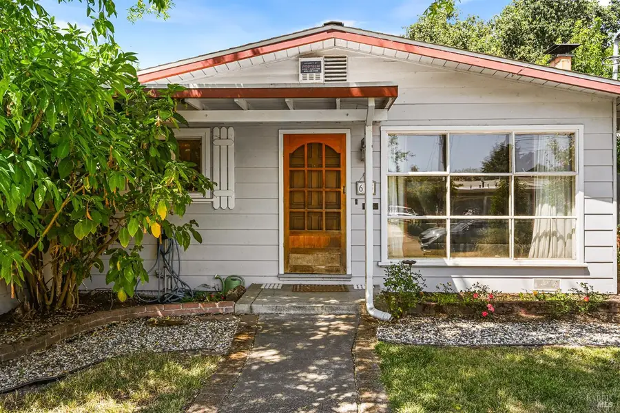 613 Ashbury Avenue, Santa Rosa, CA 95404 - #2