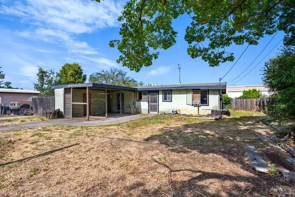 1433 Spruce Way, Healdsburg, CA 95448