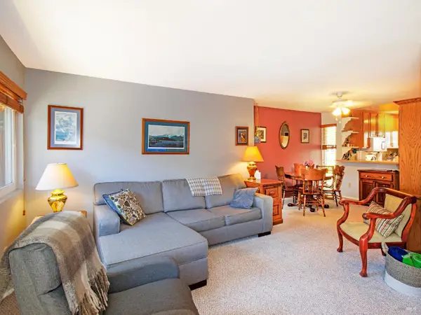655 Racquet Club Circle, Rohnert Park, CA 94928