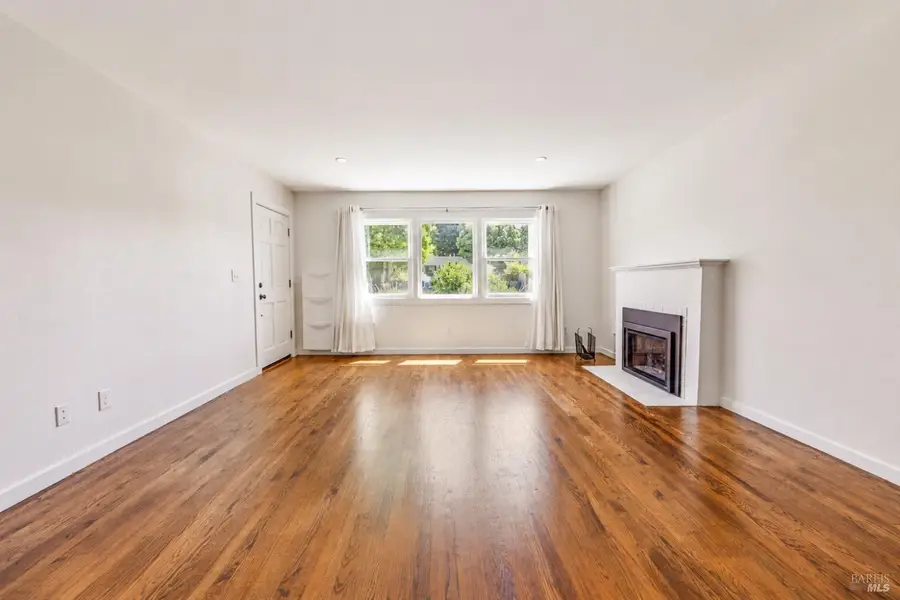 1943 Illinois Avenue, Santa Rosa, CA 95401 - #3