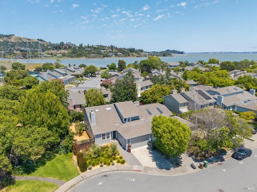 22 Hyannis Cove, San Rafael, CA 94901 - #2