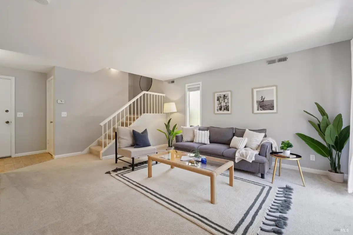 136 Surrey Lane, San Rafael, CA 94903 - #1