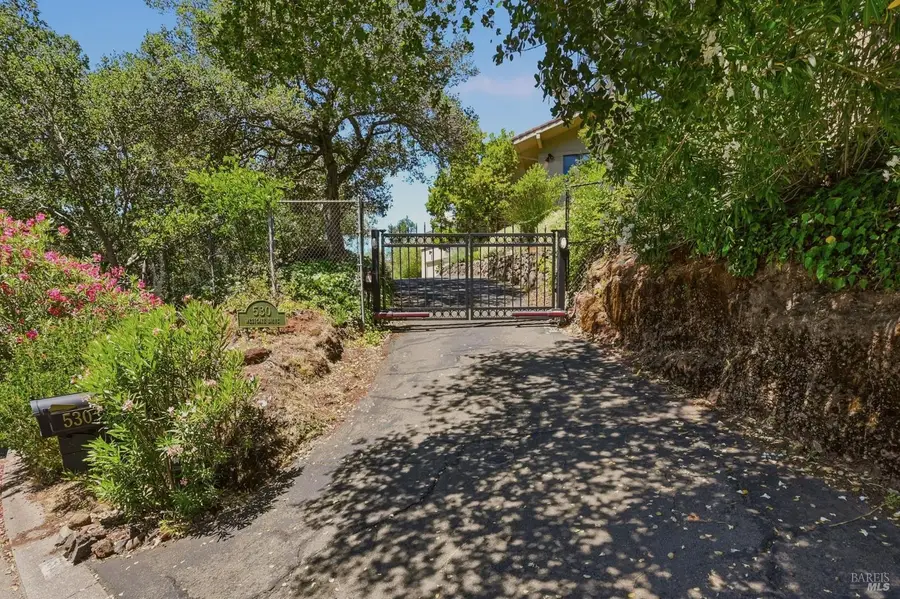530 Westgate Drive, Napa, CA 94558 - #3