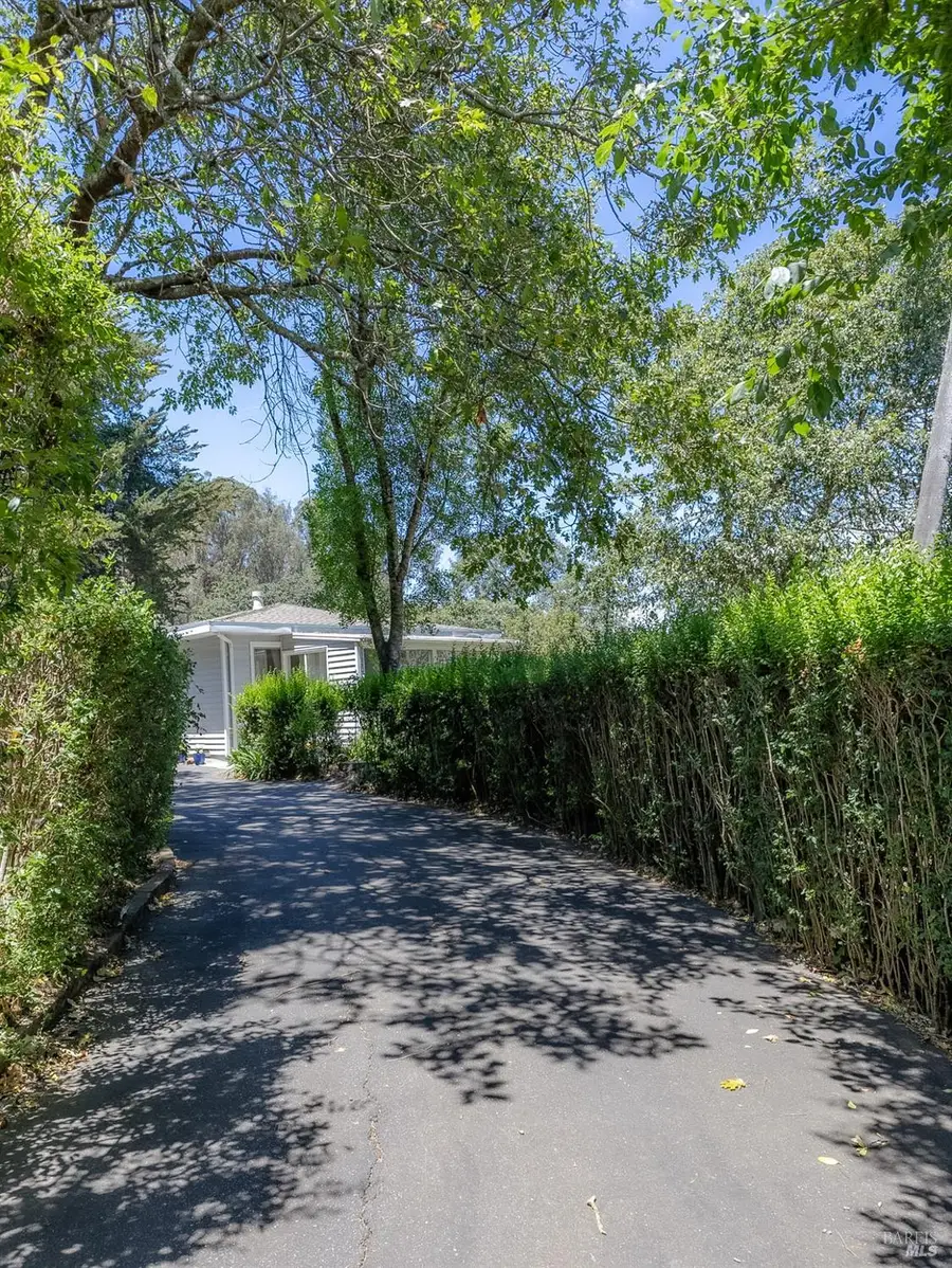 5718 Henning Road, Sebastopol, CA 95472 - #3