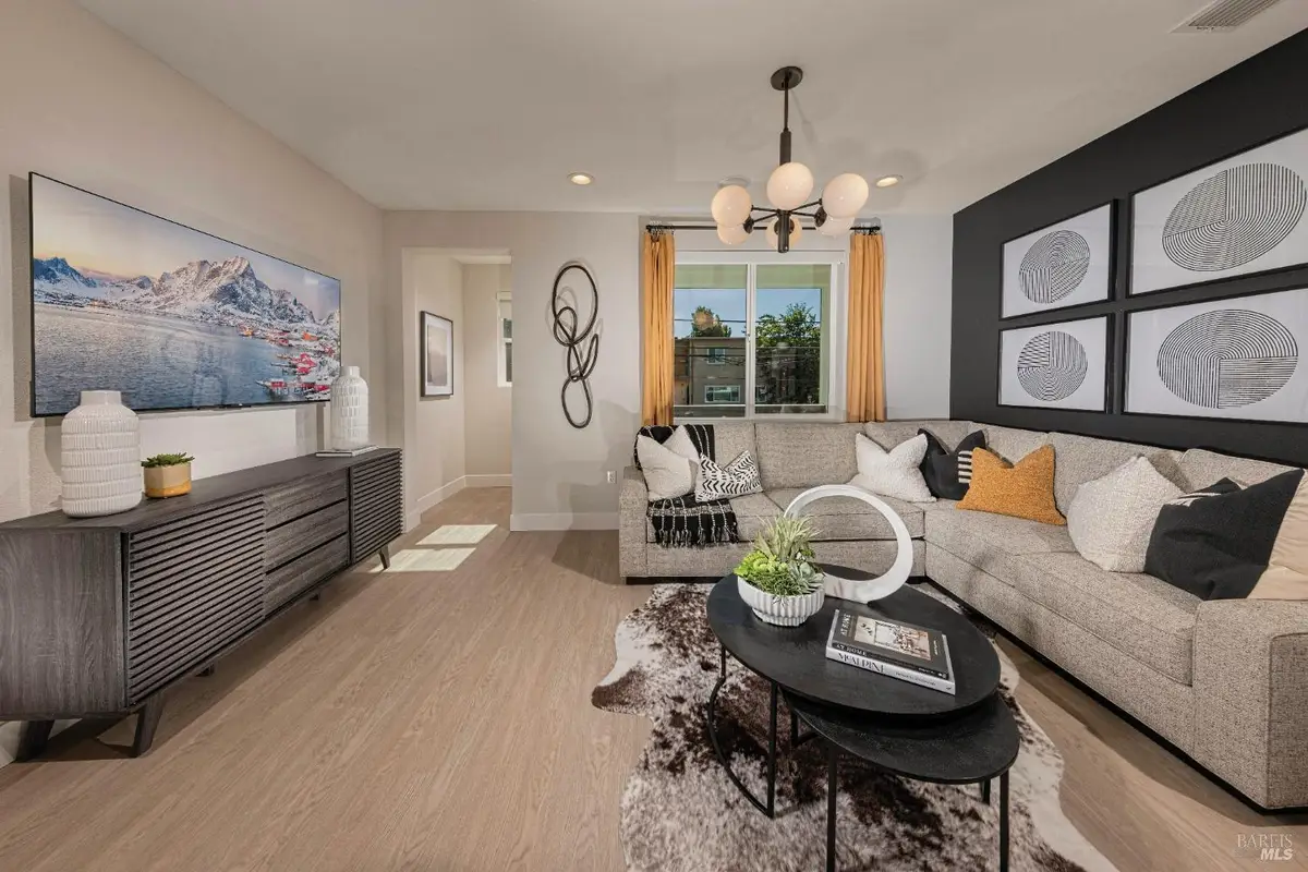 5210 Blossom Circle, Richmond, CA 94804 - #1
