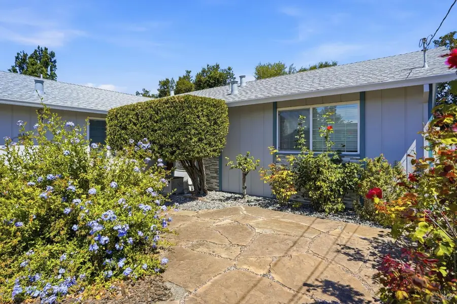 525 Albert Way, Petaluma, CA 94954 - #3