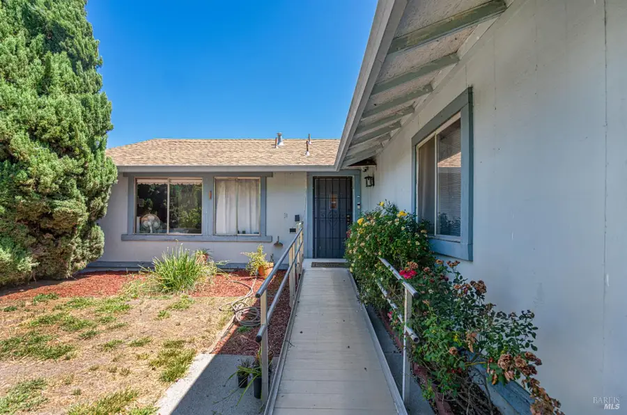 1551 W 3rd Street, Santa Rosa, CA 95401 - #3