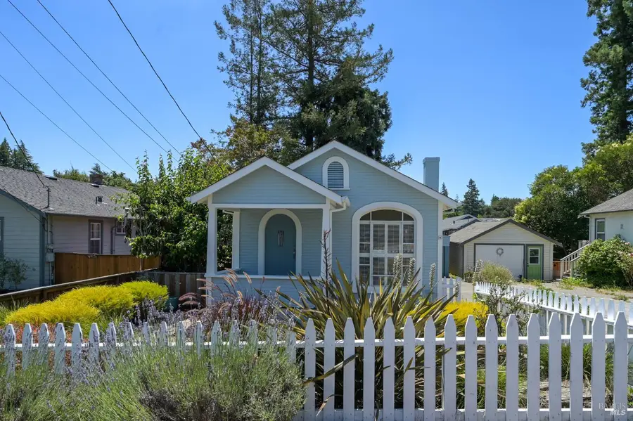 8 Grandview Avenue, Petaluma, CA 94952 - #3